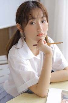 50岁寡妇高清在线观看